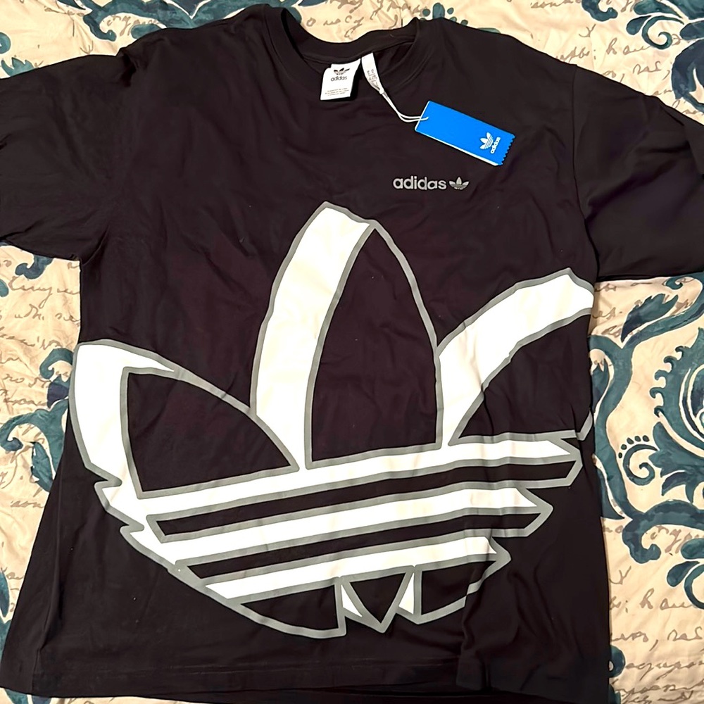 Adidas unisex shirt